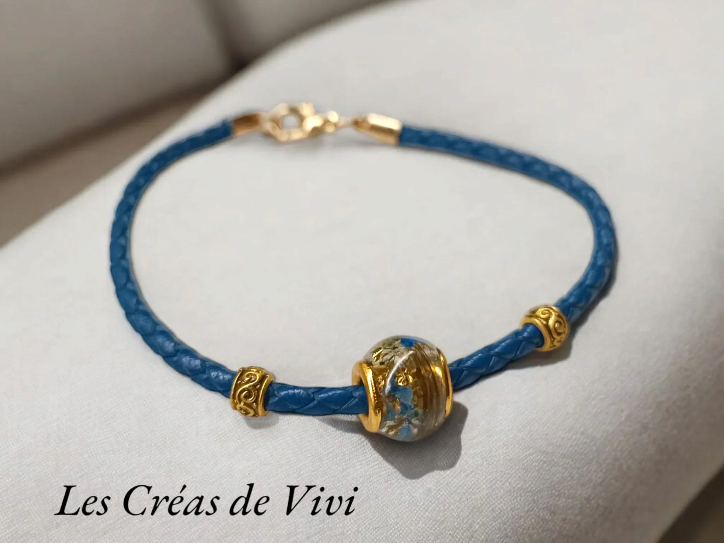 Bracelet en cuir avec perle en résine personnalisée – Mèche de cheveux intégrée