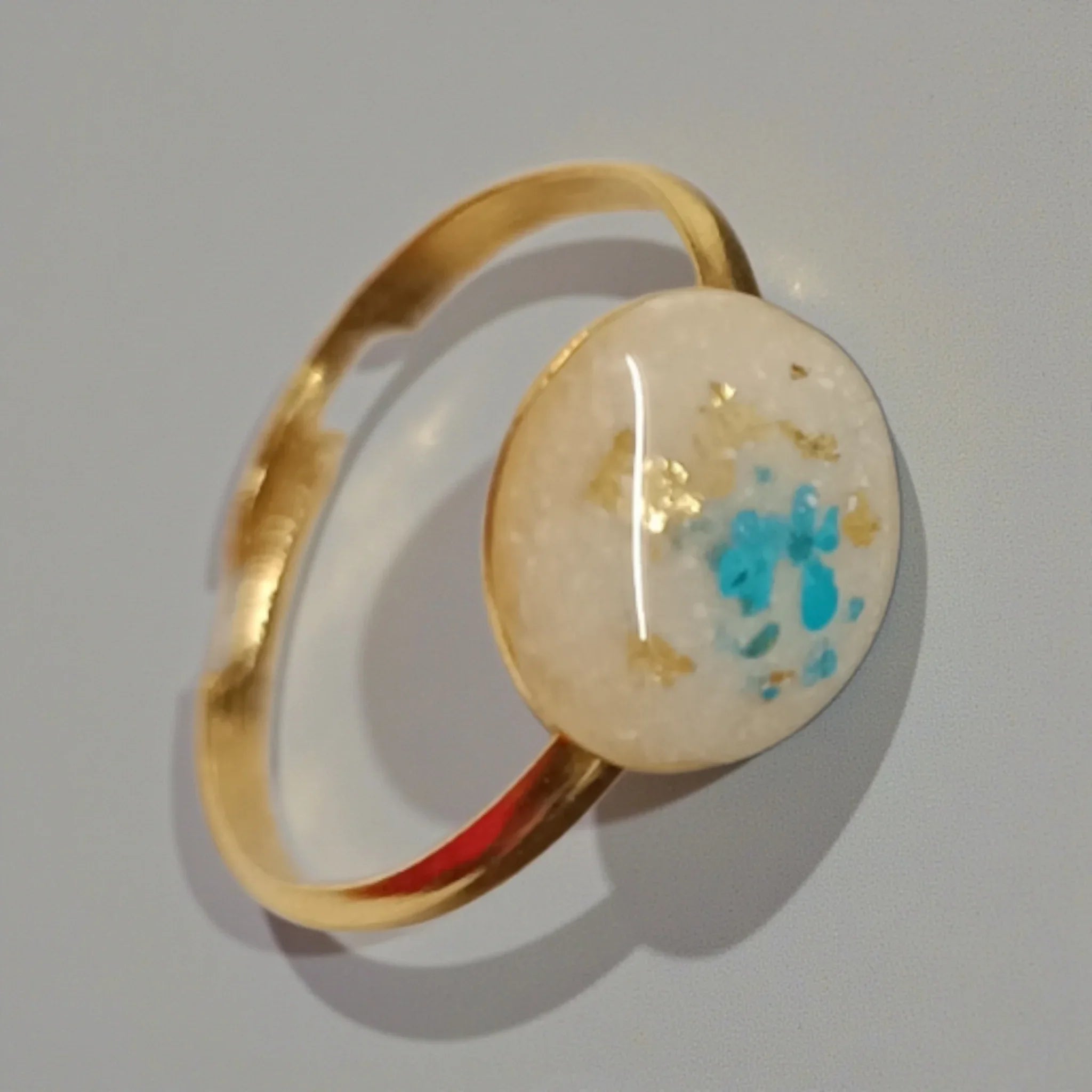 Bague en Lait Maternel Personnalisée – Bijou Souvenir Allaitement – Acier Inoxydable Doré/Argenté – Fleurs au Choix – Taille Ajustable